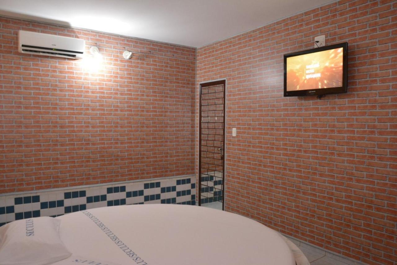 Motel Seculus Barretos Buitenkant foto