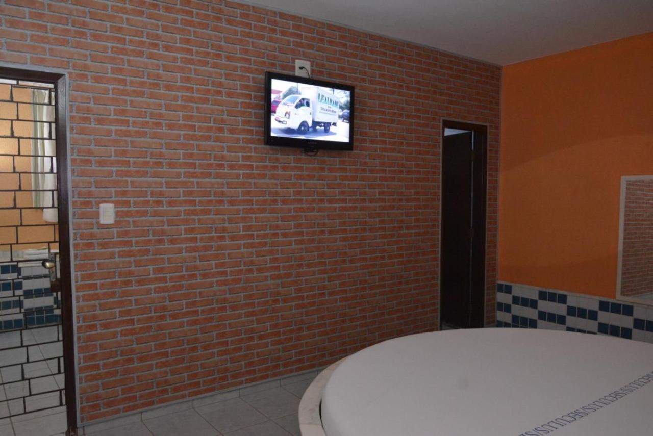 Motel Seculus Barretos Buitenkant foto